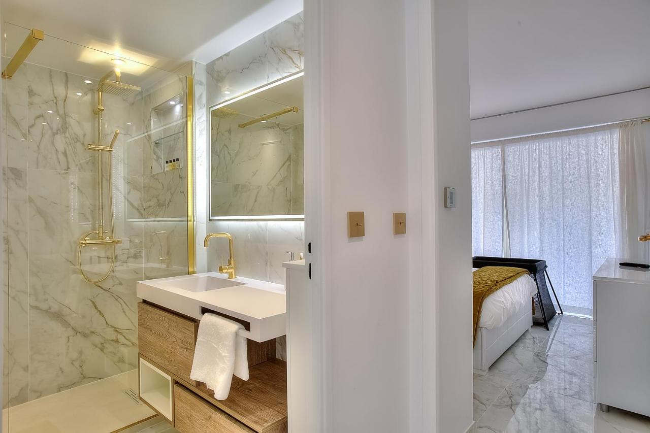 Luxury 4 Stars Apartment With 2 Terraces, Cannes Croisette Екстер'єр фото